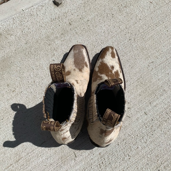 Cowhide Boots - Picture 5 of 9